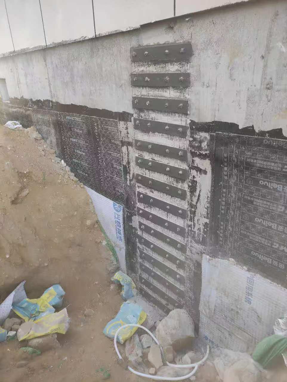 铜仁房屋柱子加固方法